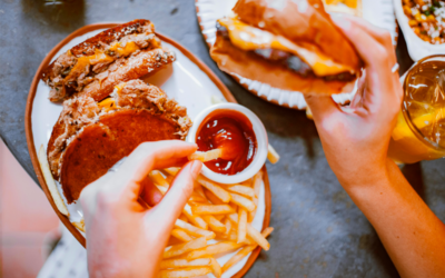 Fast Food: the most powerful vectors of disease